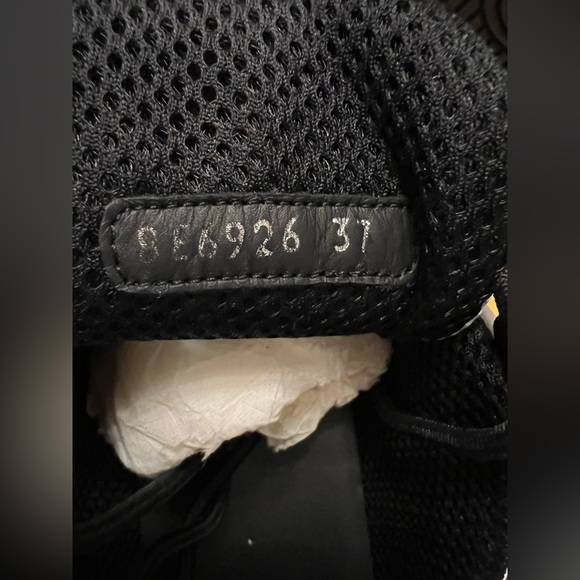 Authentic Fendi sneakers - Picture 9 of 14